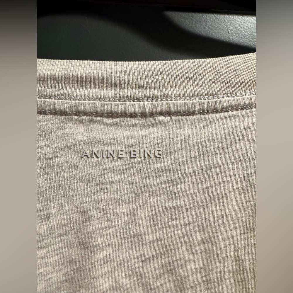 Anine Bing Johnny Cropped Tee - Picture 6 of 12